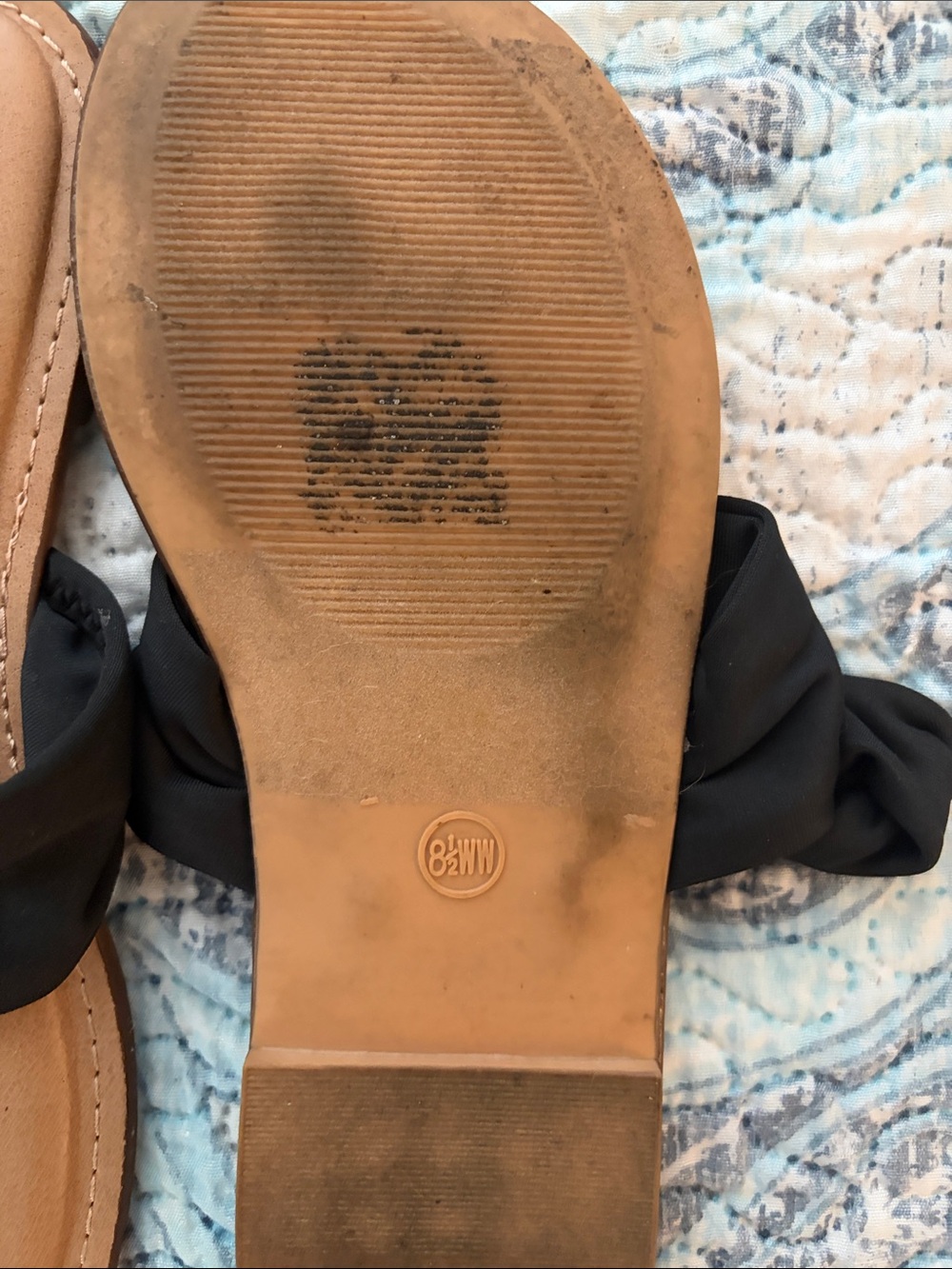 torrid Black Wrap Toe-Loop Sandals with Tan Footbed - Picture 2 of 3